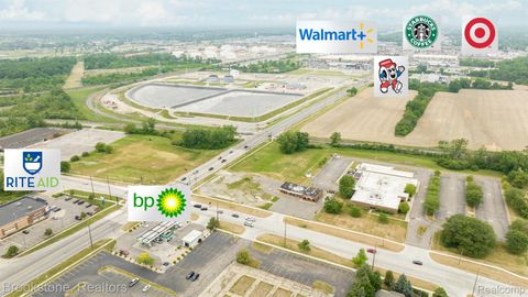 24995 ALLEN Road Woodhaven City MI 48183