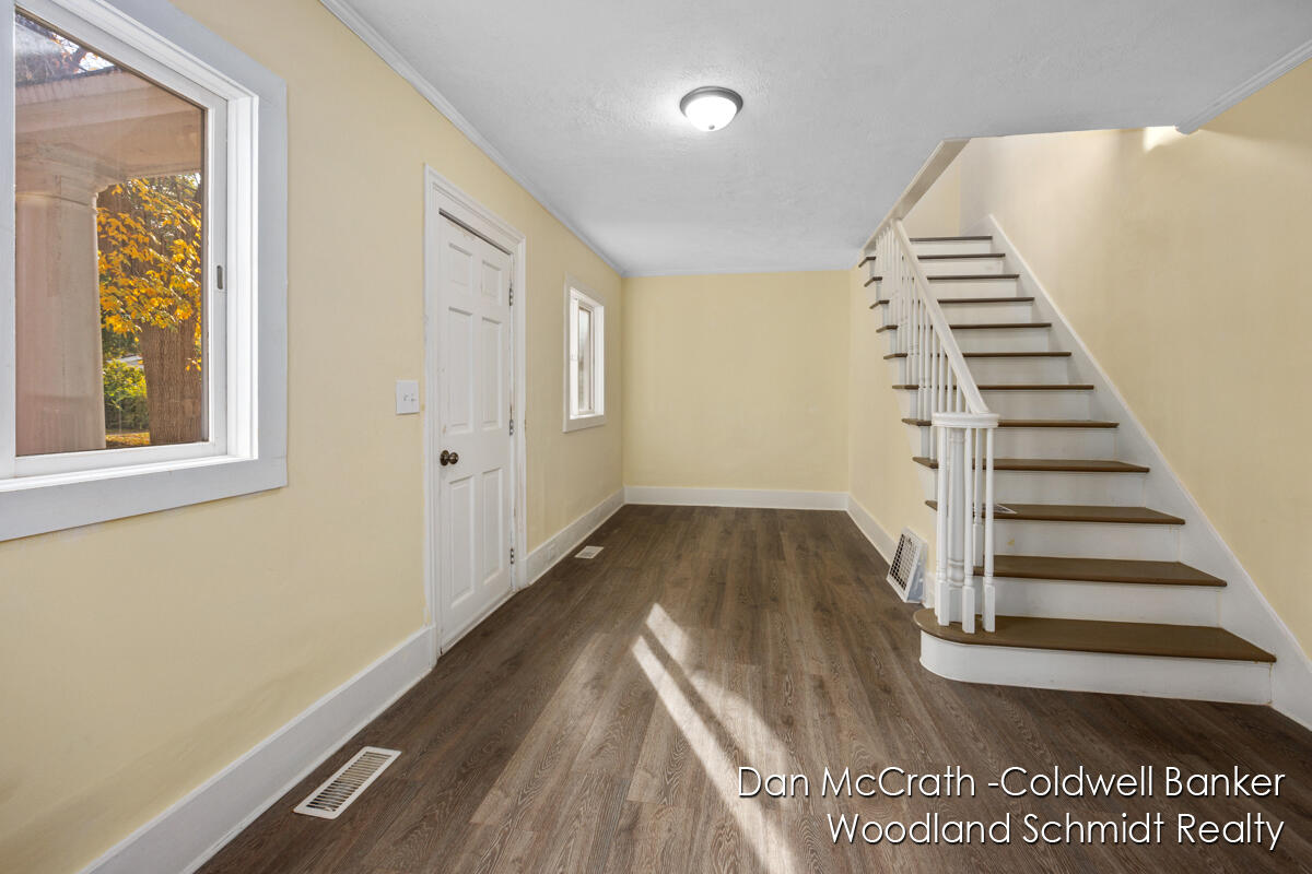 855 McReynolds Avenue NW