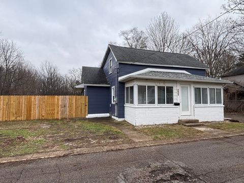 1627 N 12th Street Niles City MI 49120