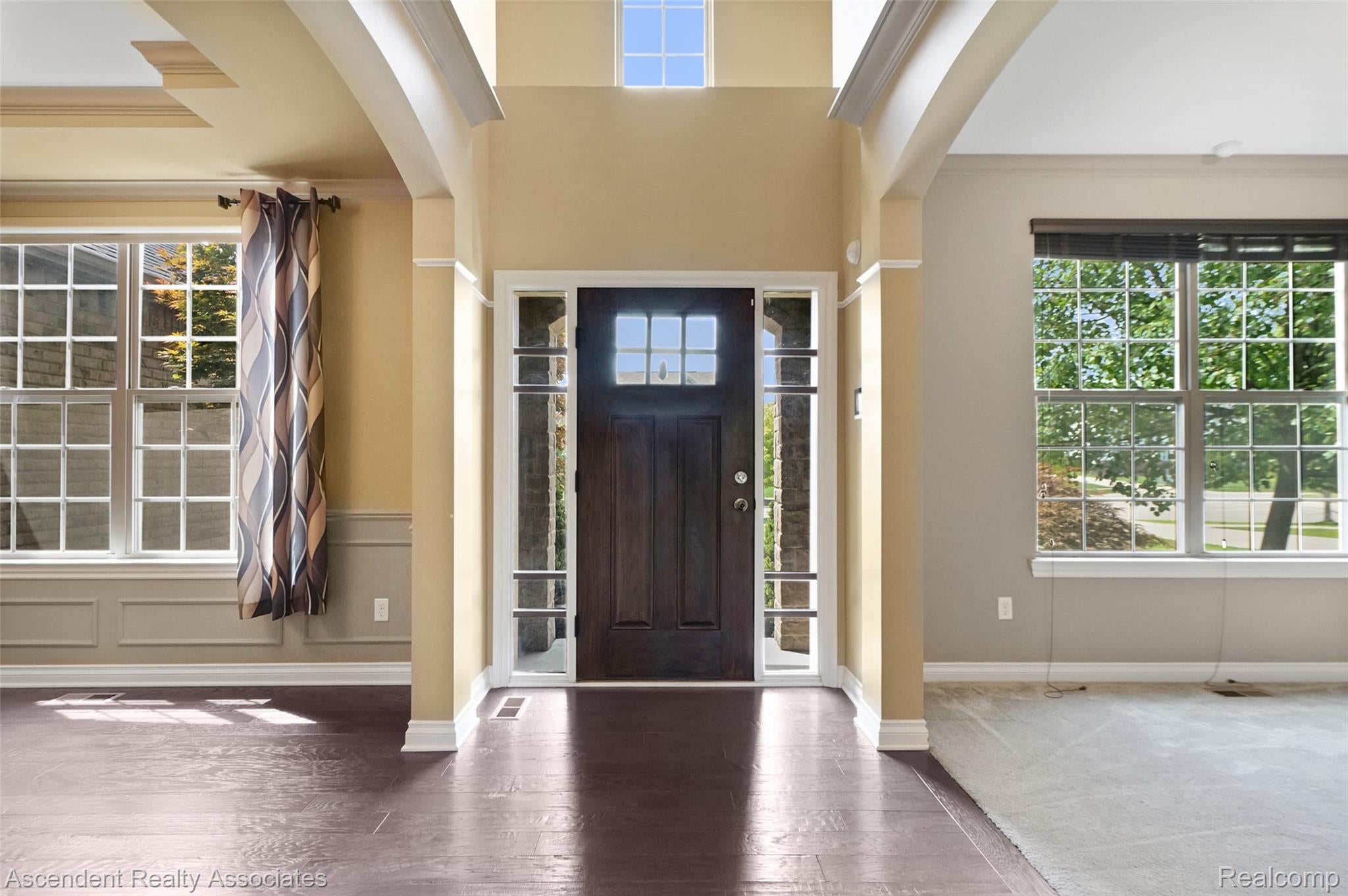 915 Appleton Court