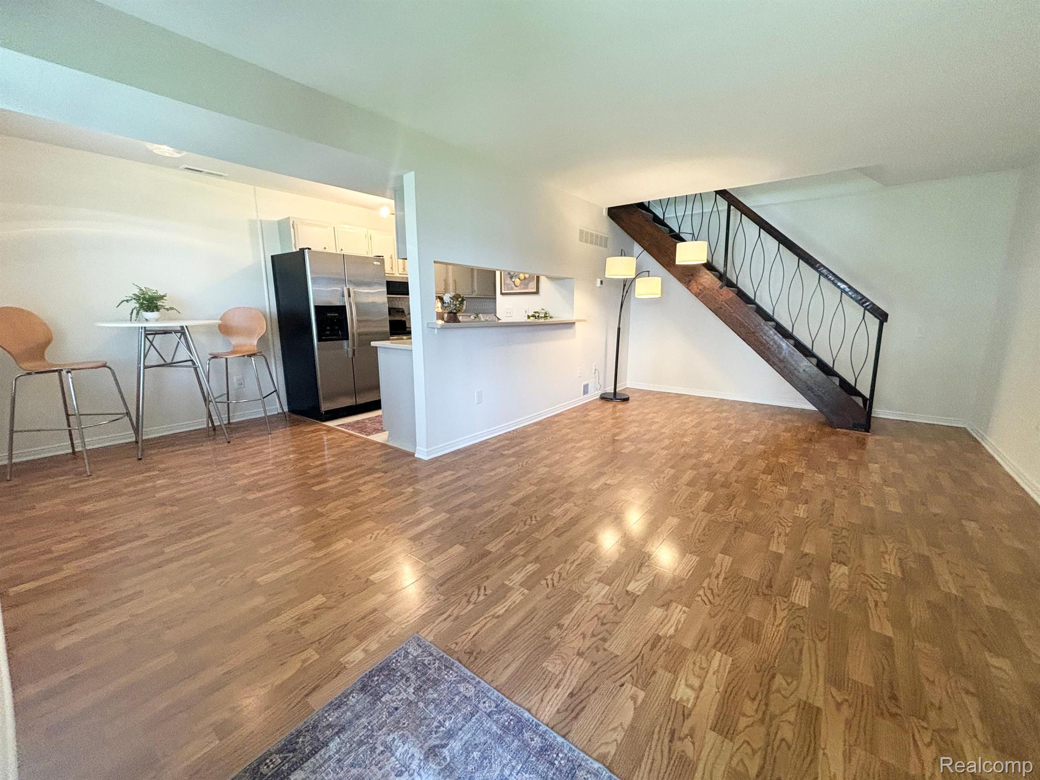 2814 WILLOW