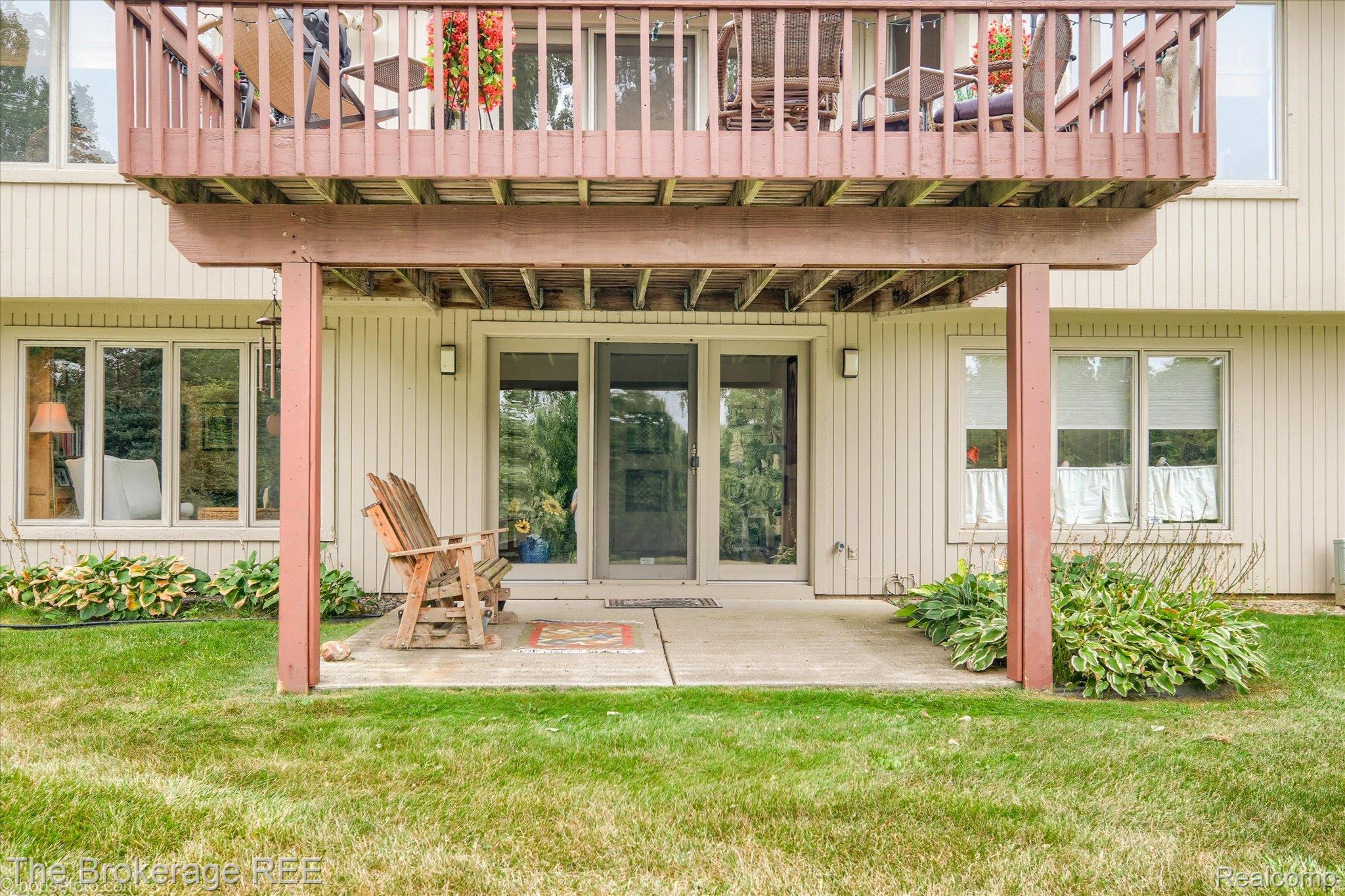 8101 Sawgrass Trail