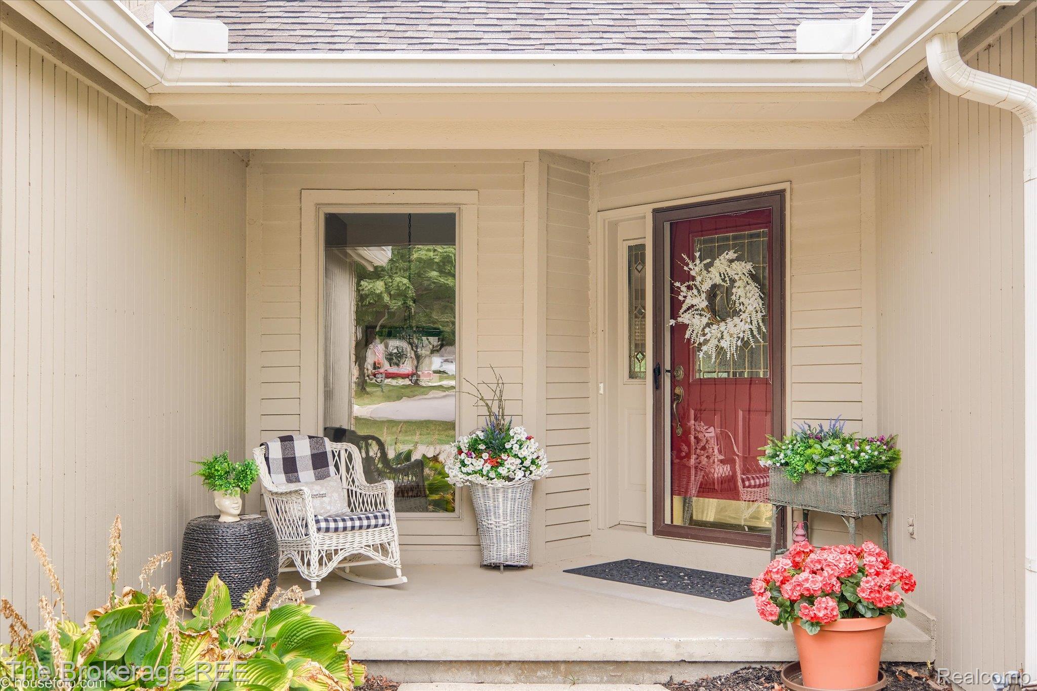 8101 Sawgrass Trail