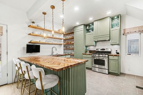 615 Logan Street SE Grand Rapids City MI 49503