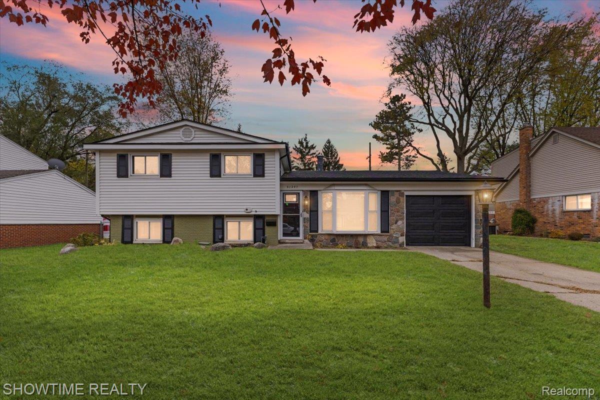 21247 Larkspur Street