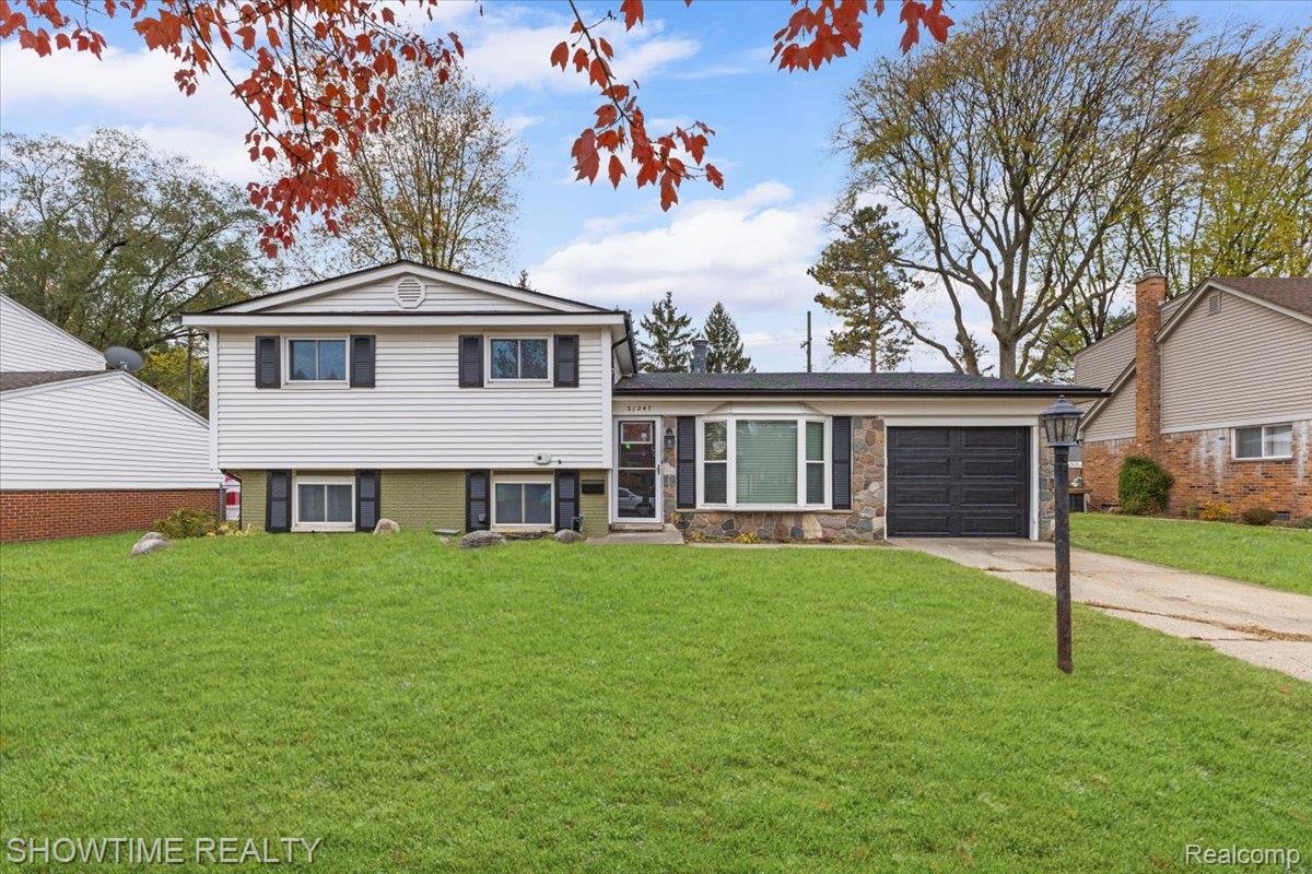 21247 Larkspur Street