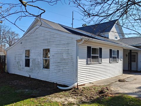 Tiny photo for 5587 E Karen Court, Stevensville Village, MI 49127 (MLS # 69026013360)