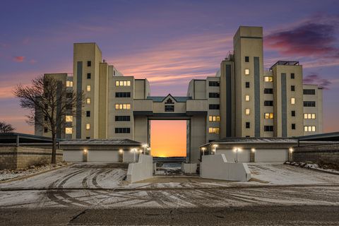 2694 Lakeshore Drive E403 Muskegon City MI 49441