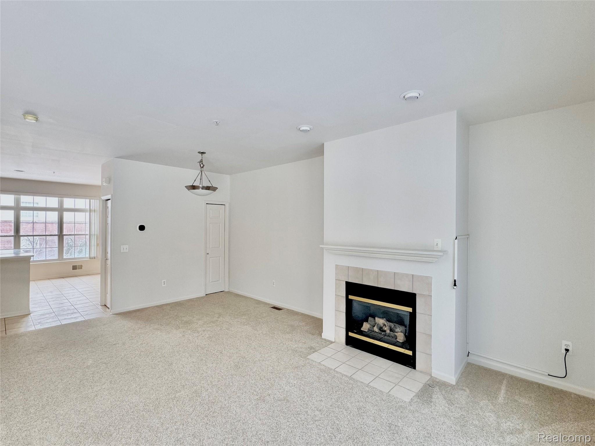 43846 Cherry Grove Court E