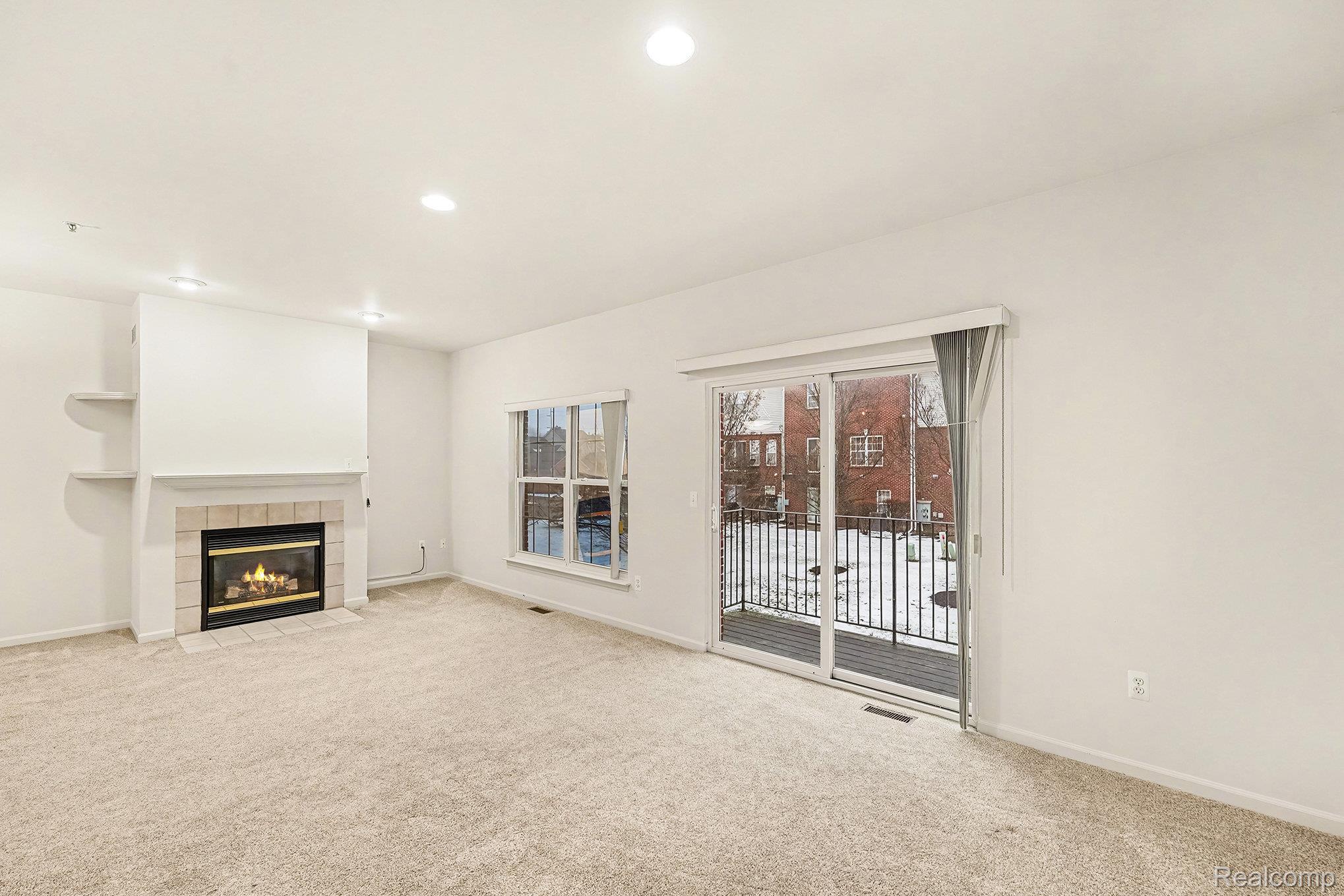 43846 Cherry Grove Court E