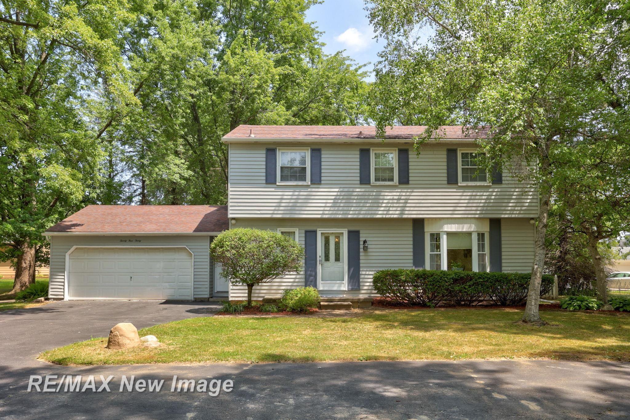 2430 Fair Ln Lane