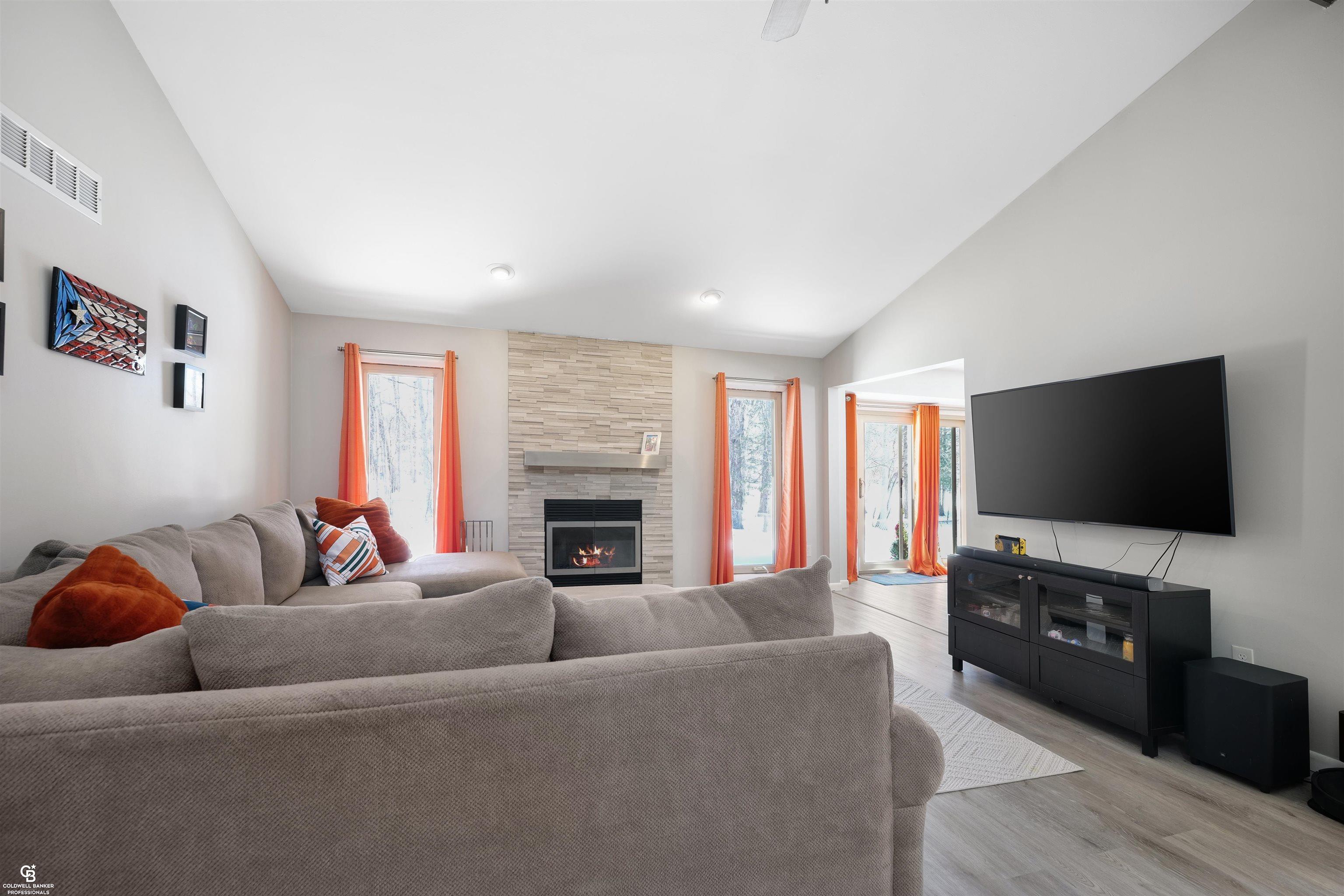 46602 Meadowview Drive