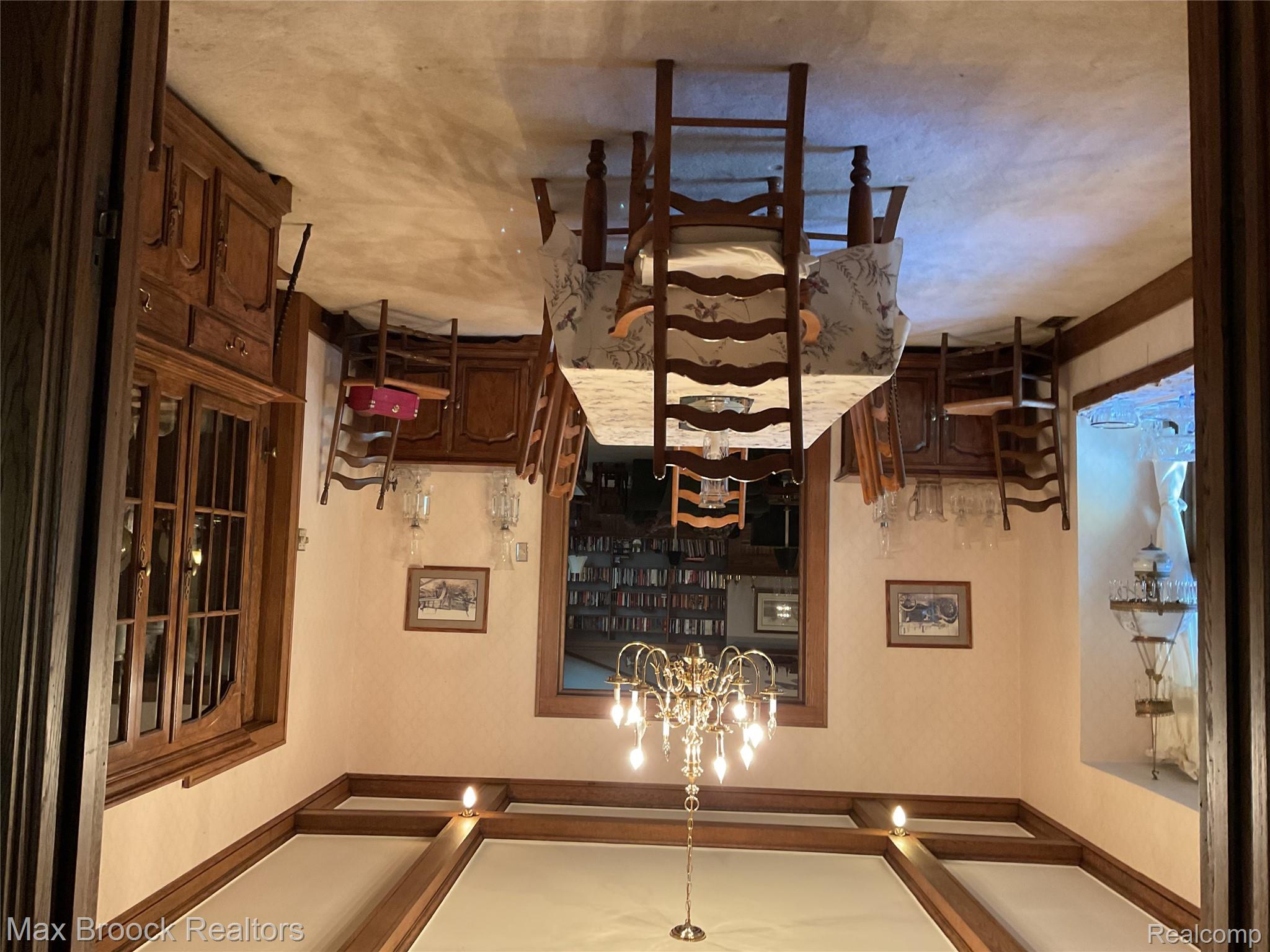 11 Poplar Park Boulevard