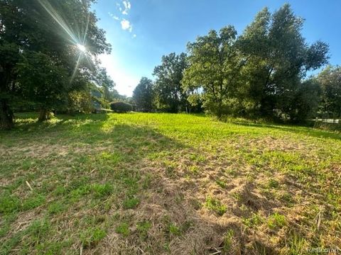 4886 Harding Avenue Independence Charter Township MI 48346