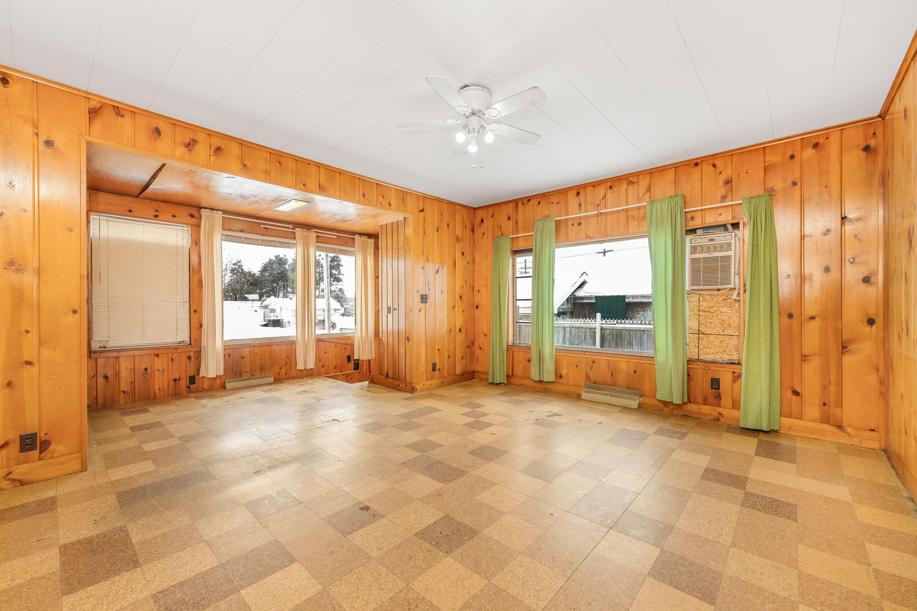 111 S Fountain Street