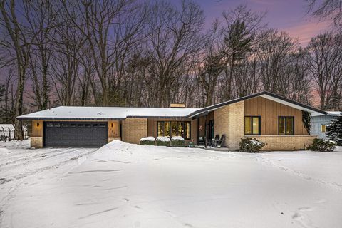 A home in GrandHavenCharterTownship_Ottawa