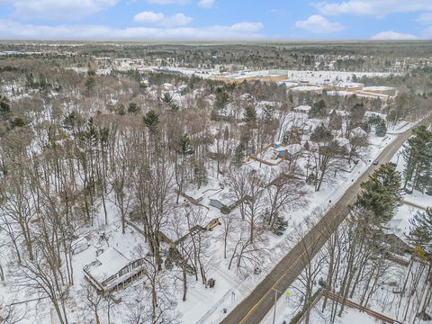 A home in GrandHavenCharterTownship_Ottawa