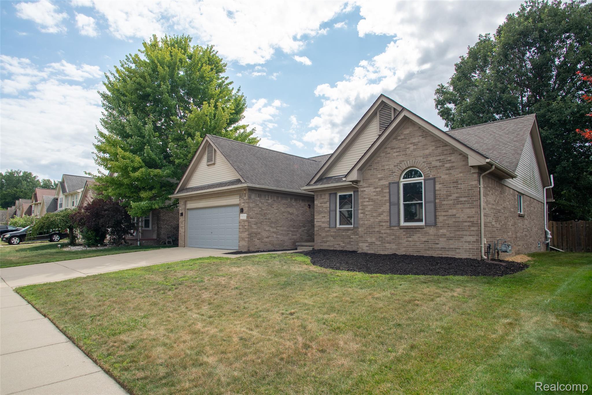 19108 Red Oak Lane