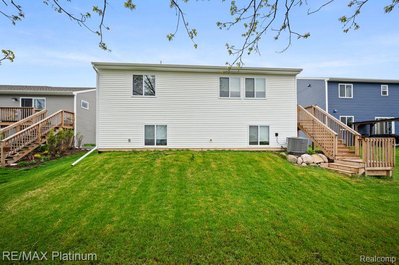 2869 W Sycamore River Drive