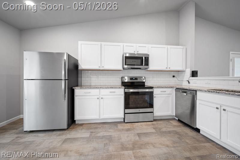 2869 W Sycamore River Drive