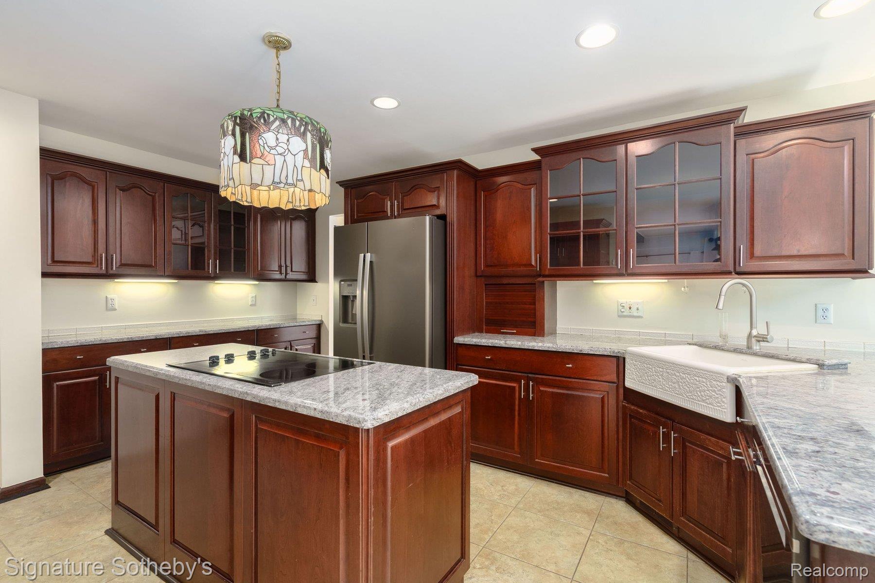 2377 Williamstown Court