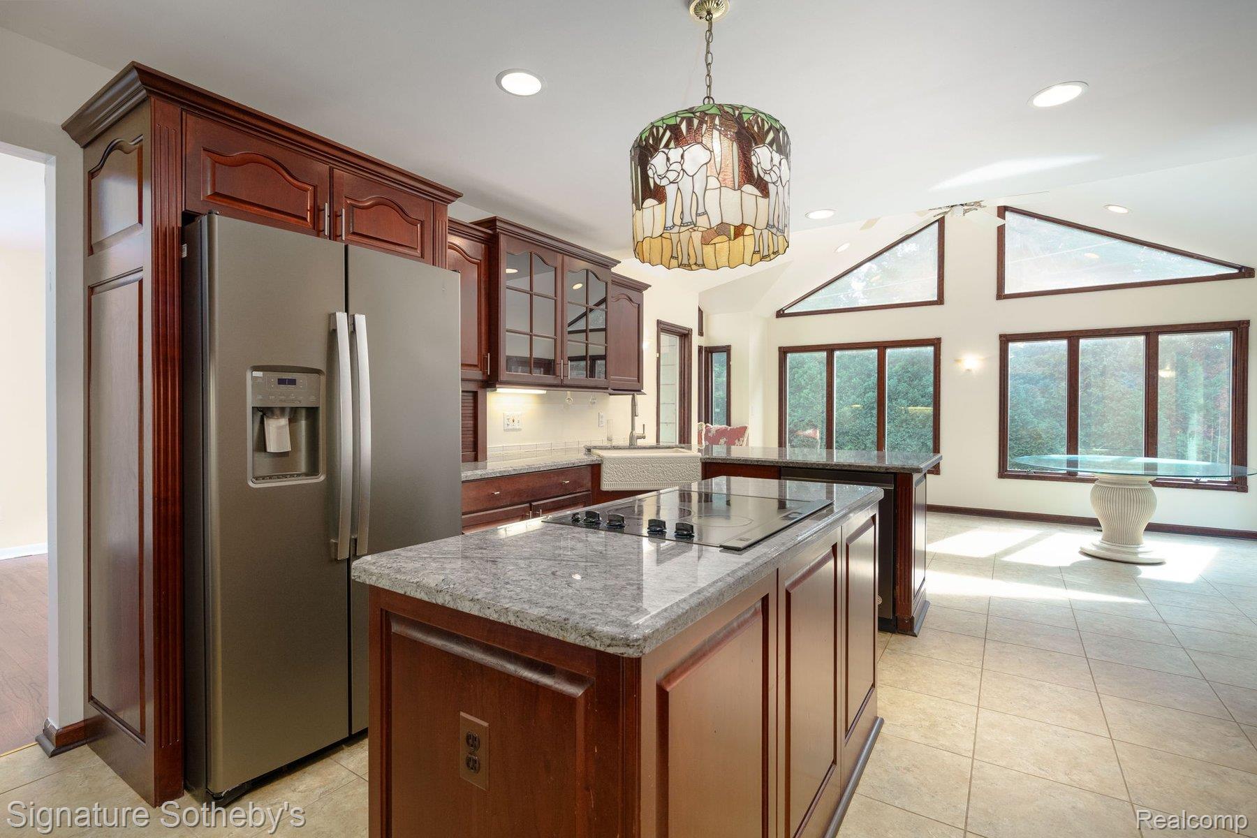 2377 Williamstown Court