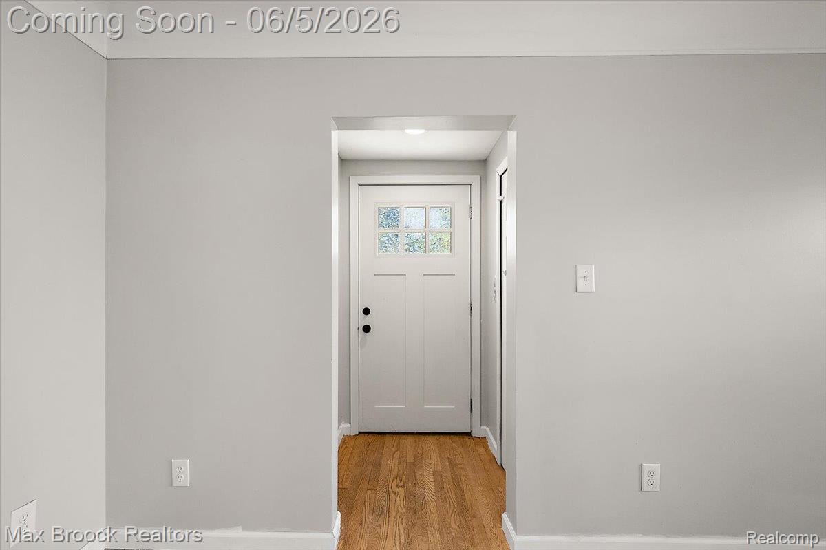 6431 Prairie Lawn