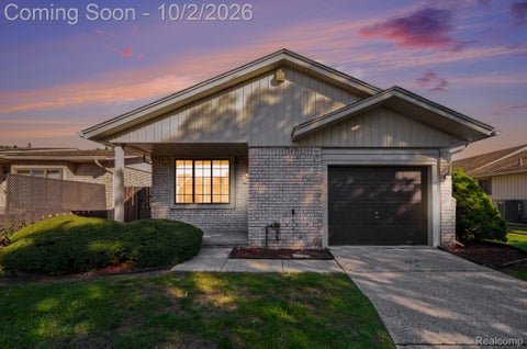 Photo of 13811 Brockington Drive, Warren City, MI 48088 (MLS # 20261079601)