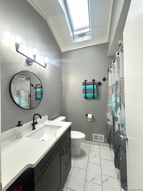 Madison Heights City, Michigan 48071, United States, 3 Bedrooms Bedrooms, ,2 BathroomsBathrooms,Residential,Active,215578