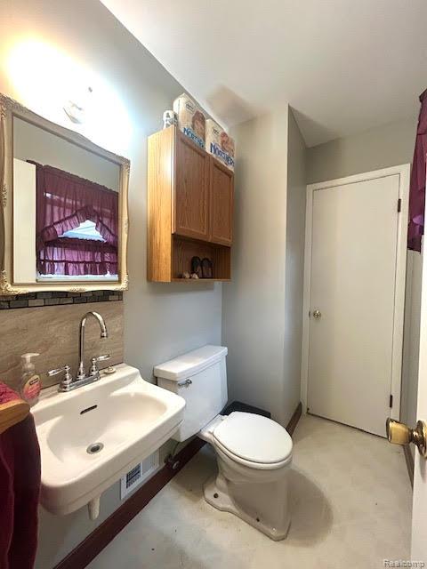 Madison Heights City, Michigan 48071, United States, 3 Bedrooms Bedrooms, ,2 BathroomsBathrooms,Residential,Active,215578