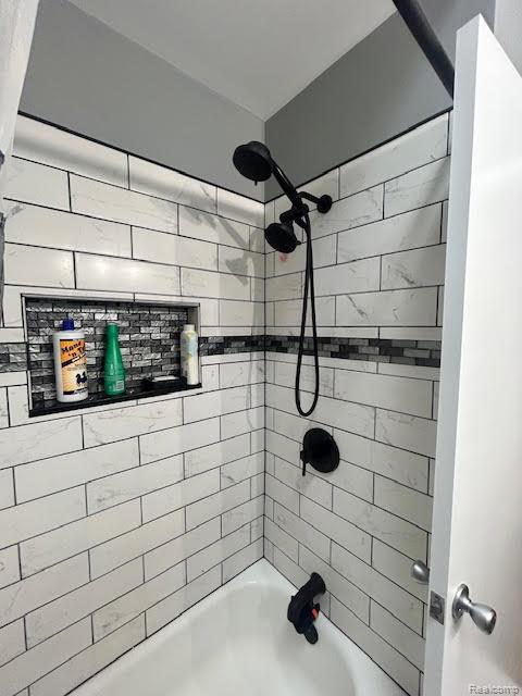 Madison Heights City, Michigan 48071, United States, 3 Bedrooms Bedrooms, ,2 BathroomsBathrooms,Residential,Active,215578