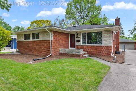 27677 Doreen Street Farmington Hills City MI 48336