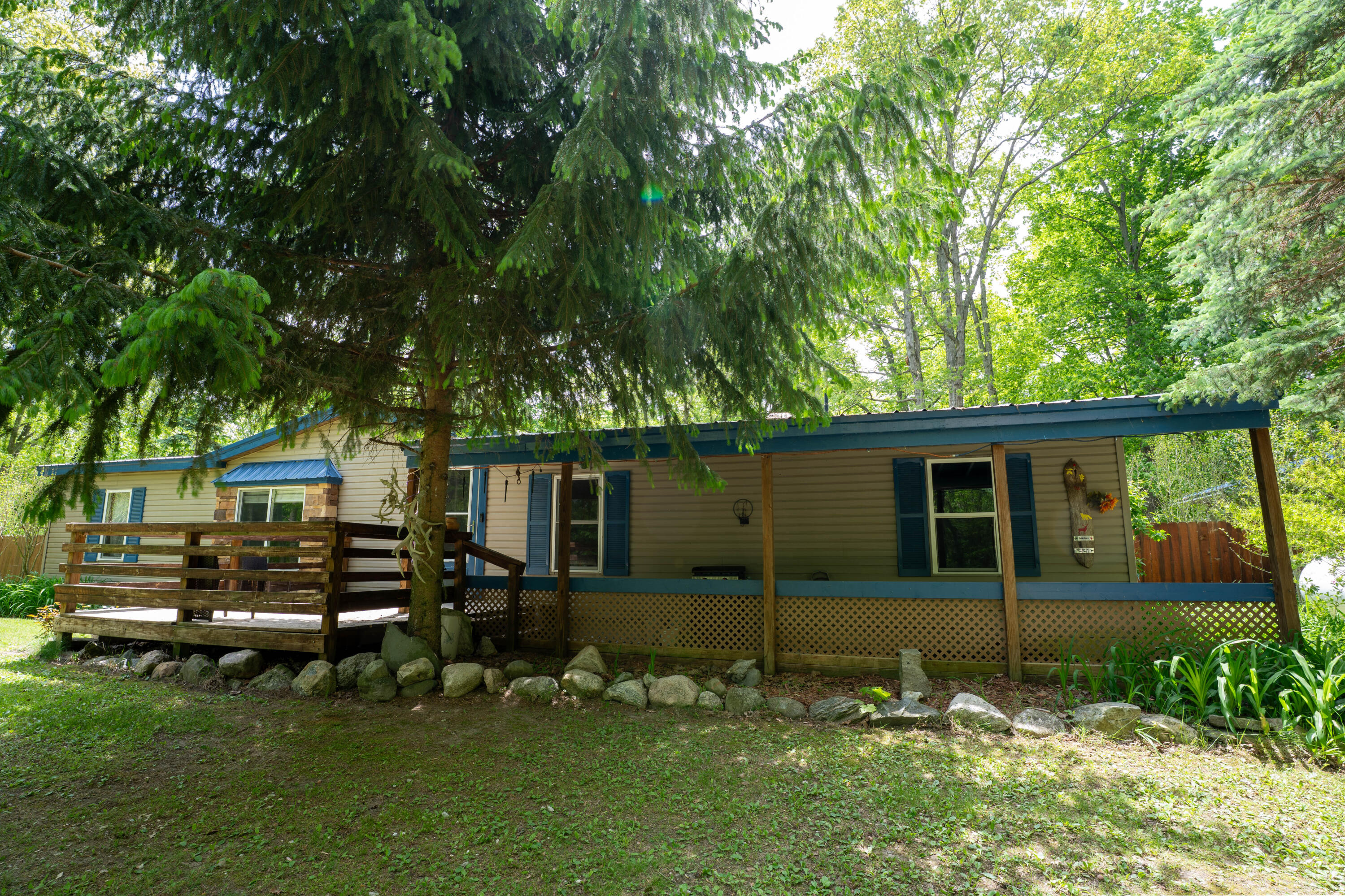 4658 W Fern Glen