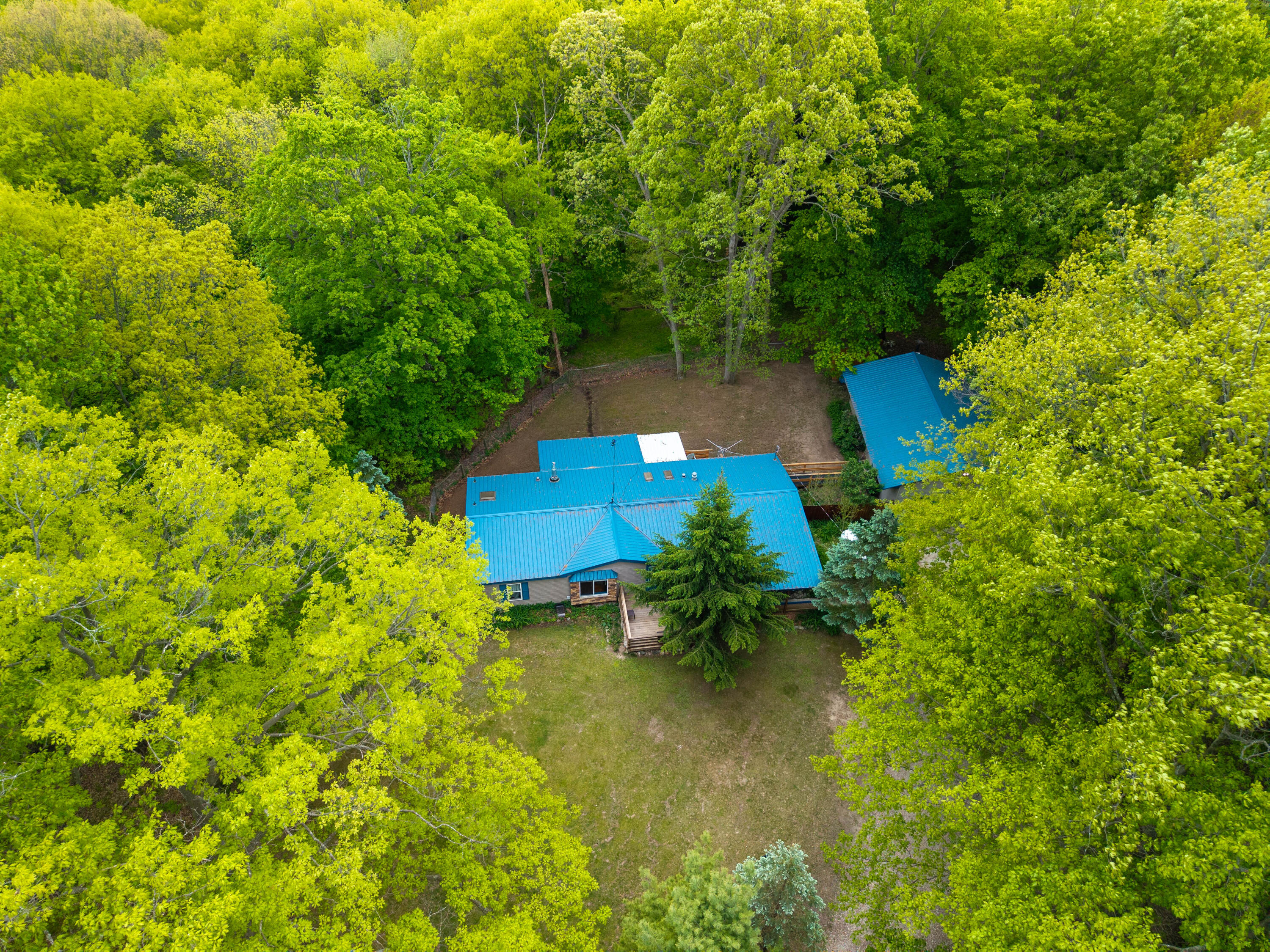 4658 W Fern Glen