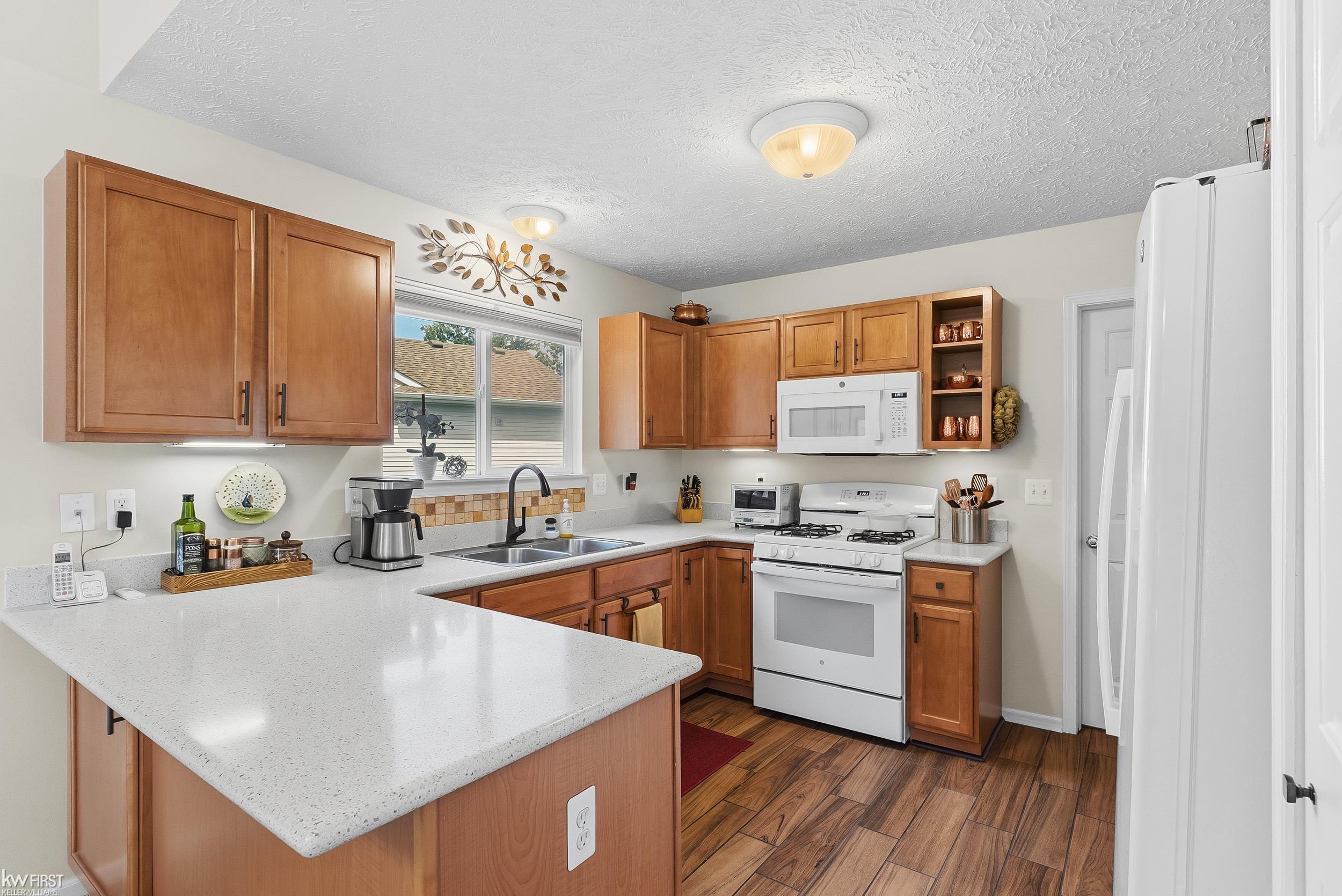 916 Spirea Drive