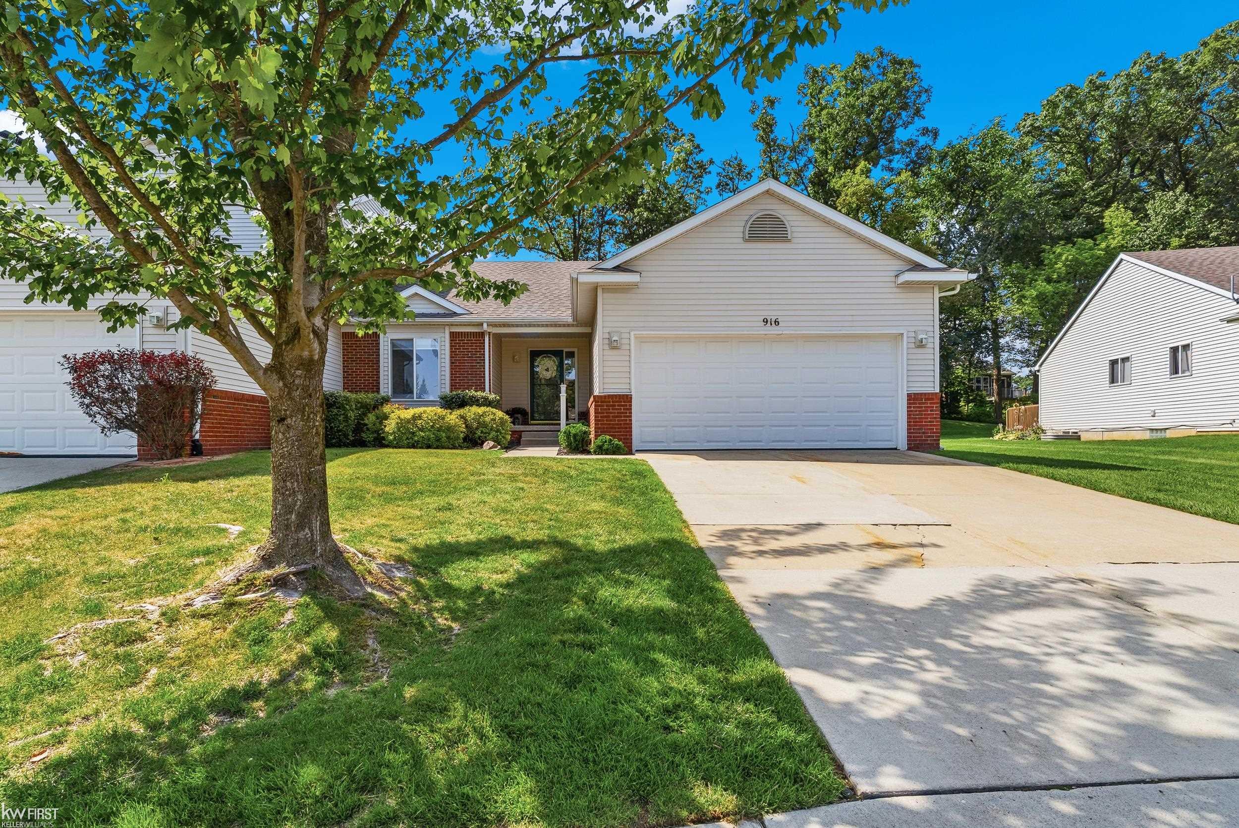 916 Spirea Drive