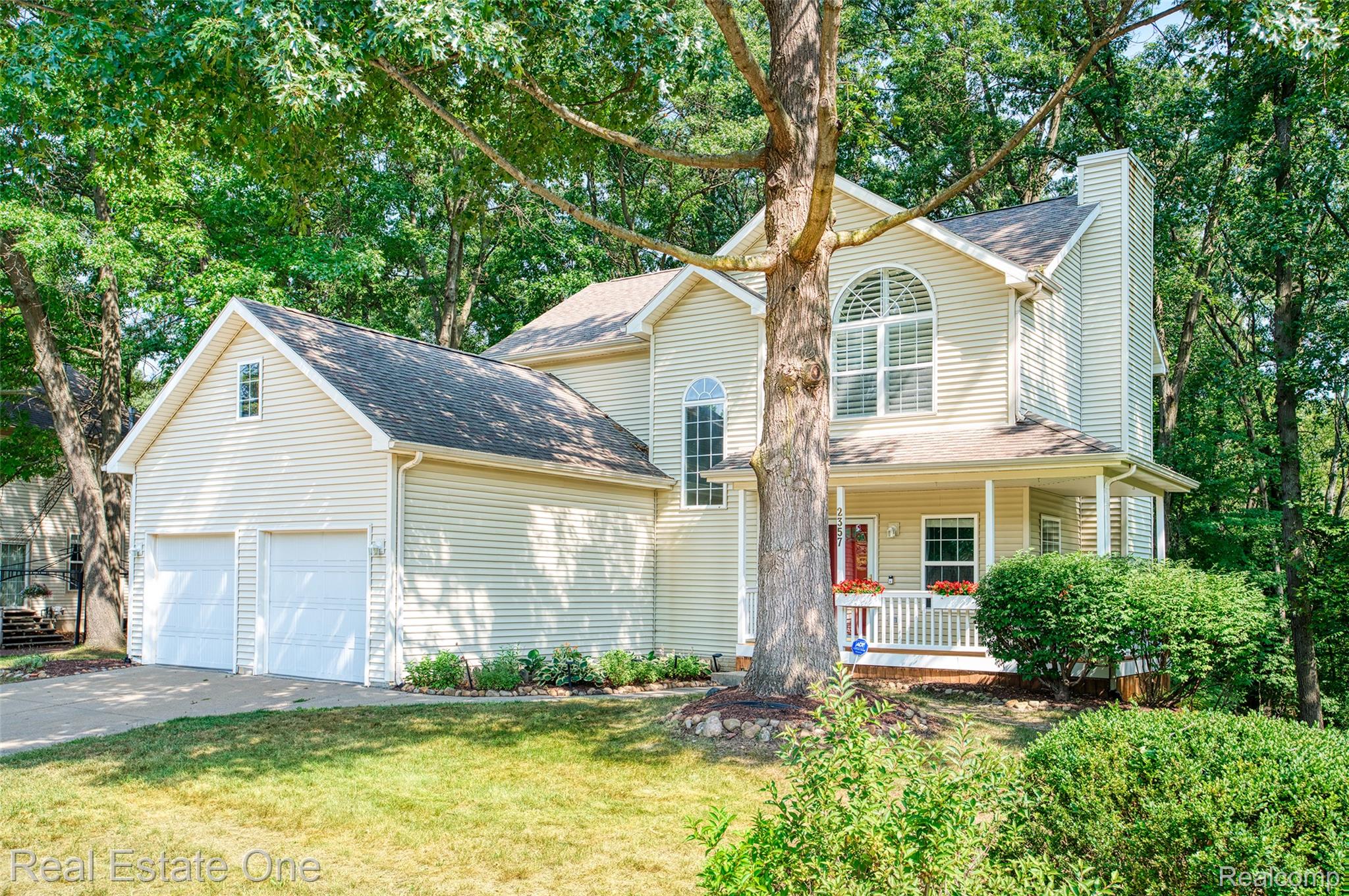 2357 Laurel Oak Drive