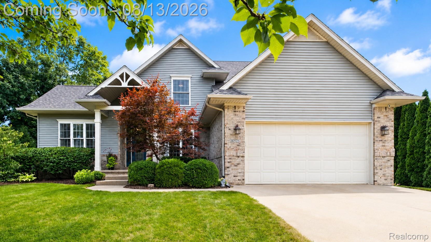 16525 W Horseshoe Trail