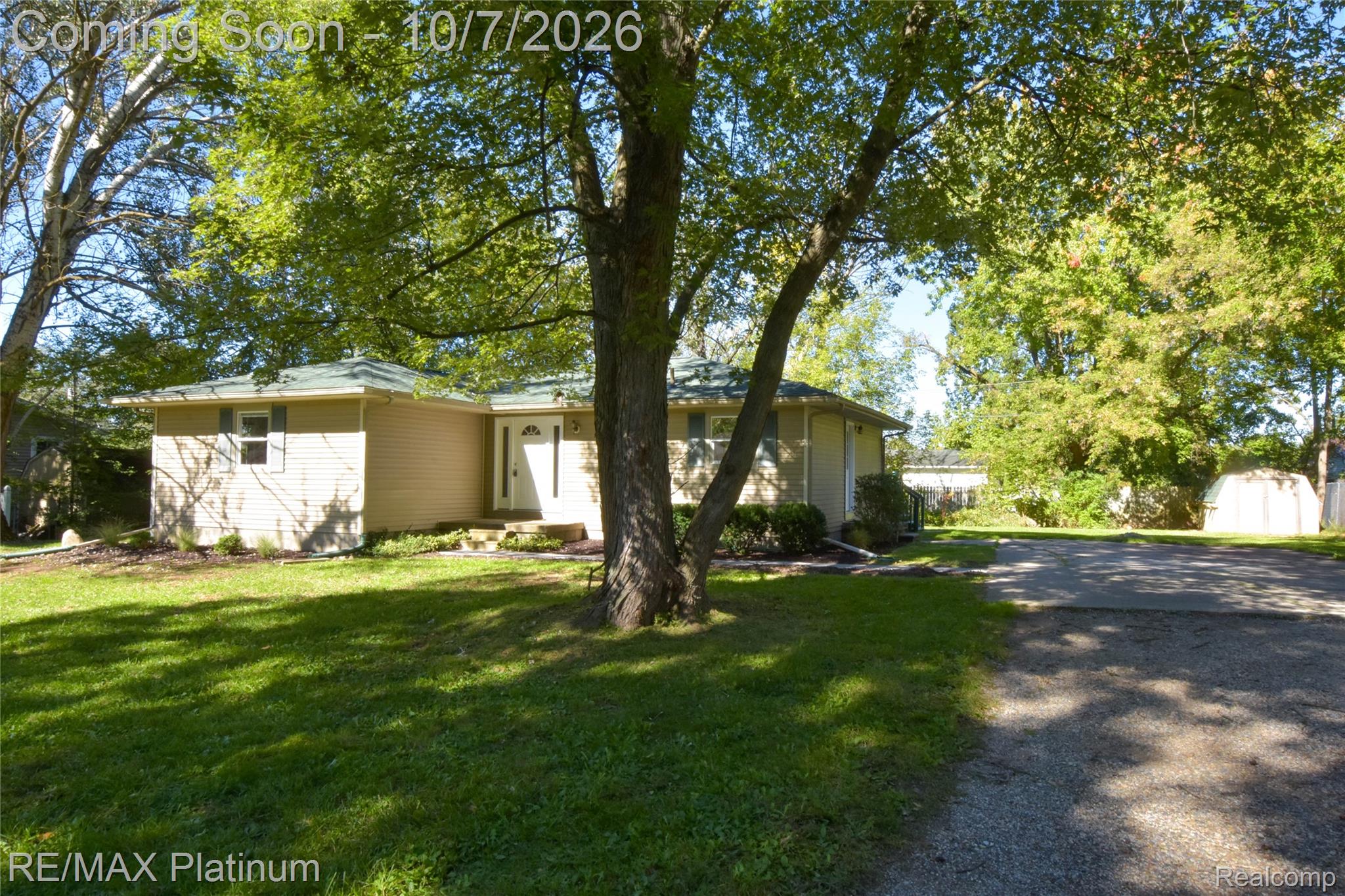 2471 Moore Place