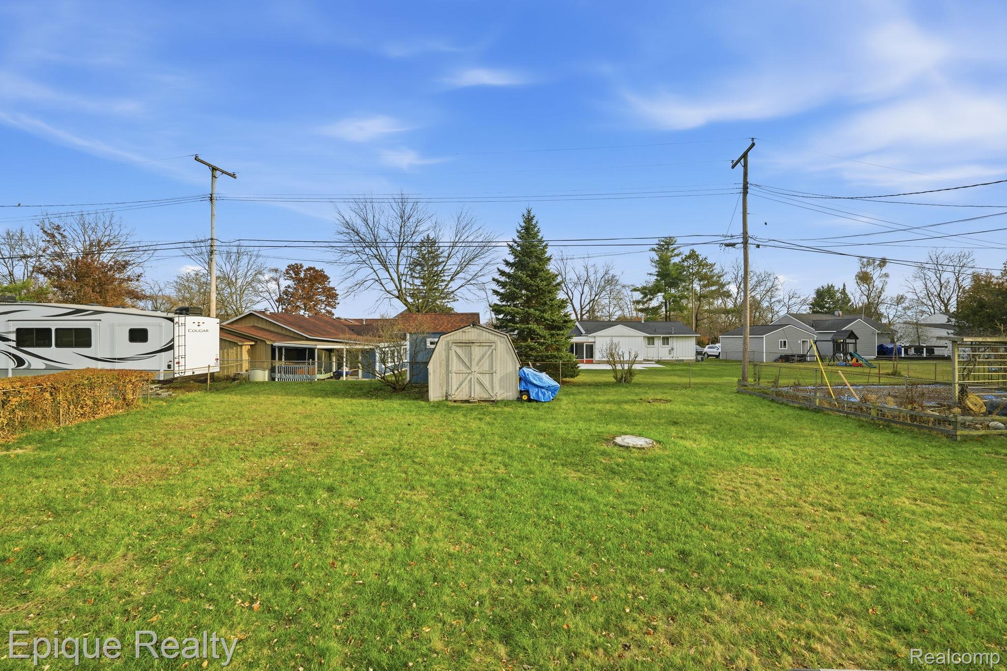 811 Los Arboles Drive