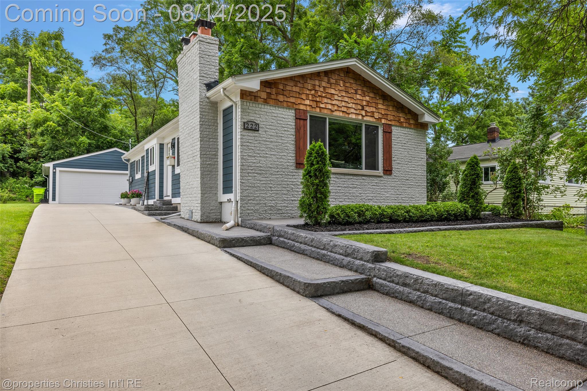 222 N Alice Avenue