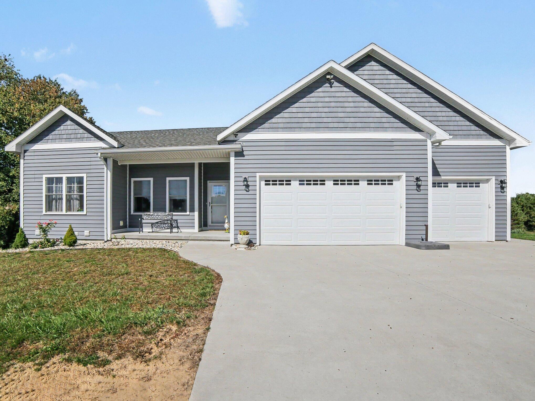 2394 S Custer Road