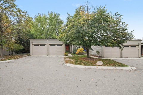 Tiny photo for 669 Watersedge Drive, Ann Arbor, MI 48105 (MLS # 81026055809)