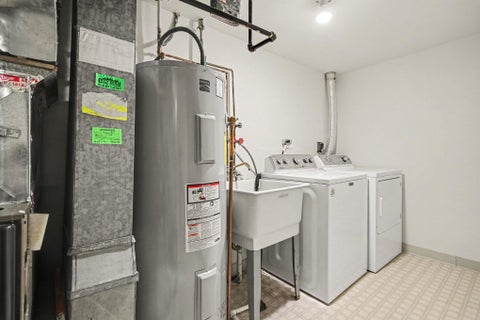 Tiny photo for 669 Watersedge Drive, Ann Arbor, MI 48105 (MLS # 81026055809)