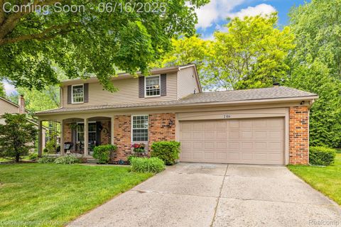 3184 Cedar Key Drive Lake Orion Village MI 48360