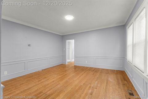 Tiny photo for 2015 Gladstone Street, Detroit City, MI 48206 (MLS # 20251060740)