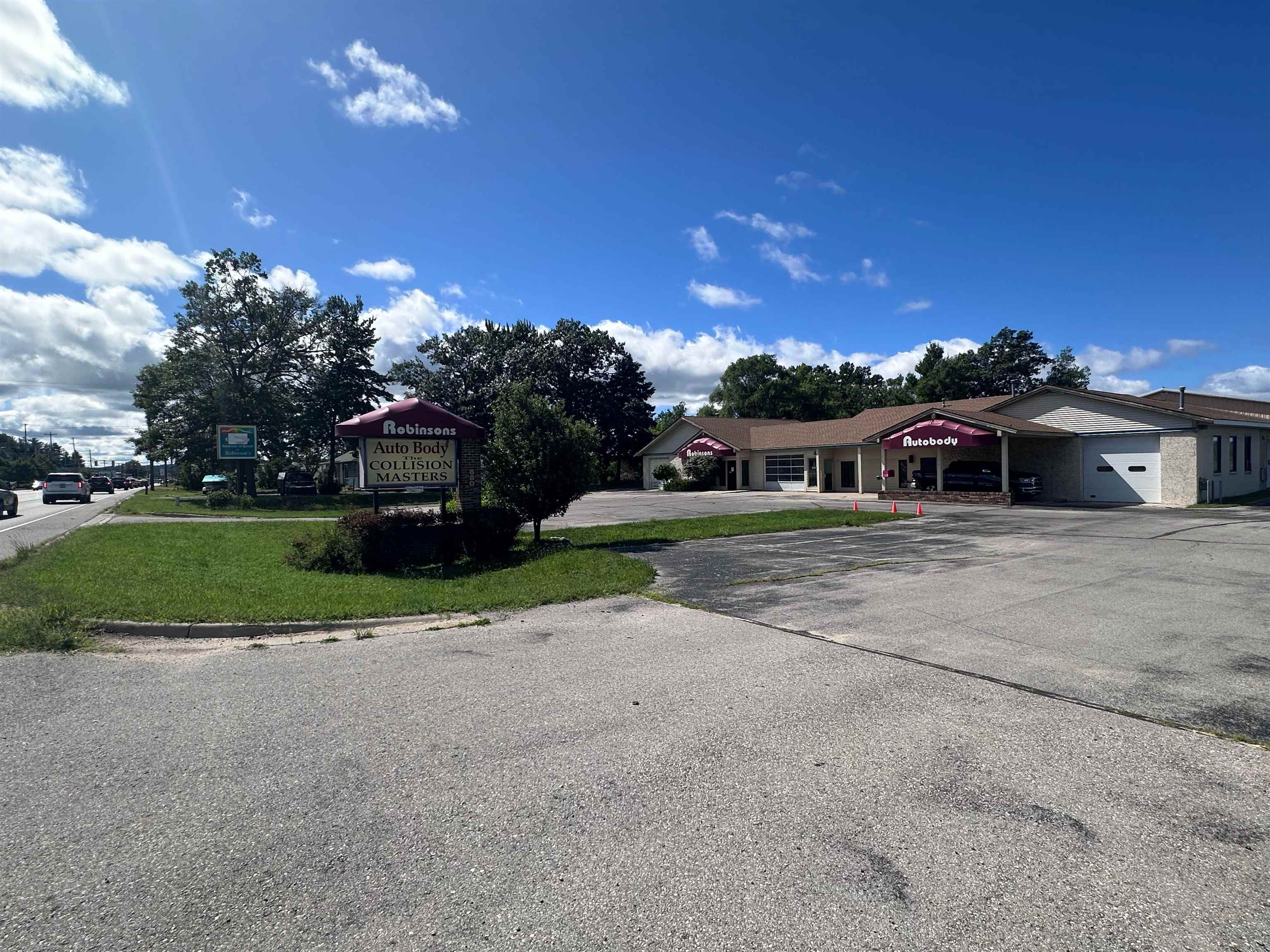 880 W South Airport Road