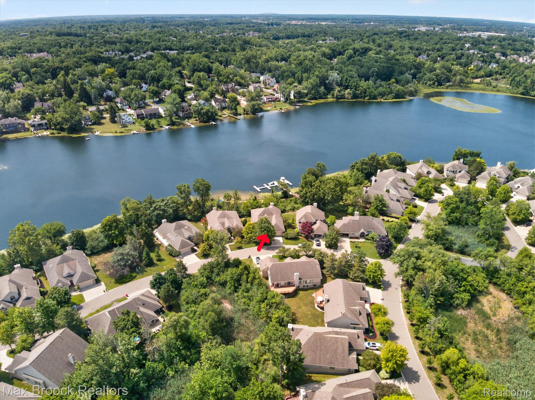 6647 Pleasant Lake Court