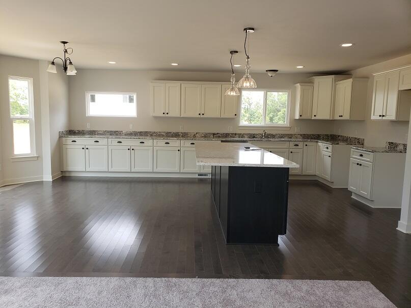 11610 Hillside Drive