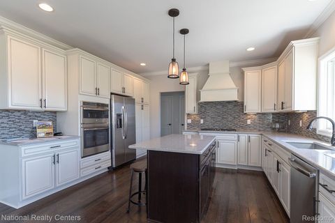 Tiny photo for 7113 Oak Ridge Court, Independence Charter Township, MI 48348 (MLS # 20240061171)